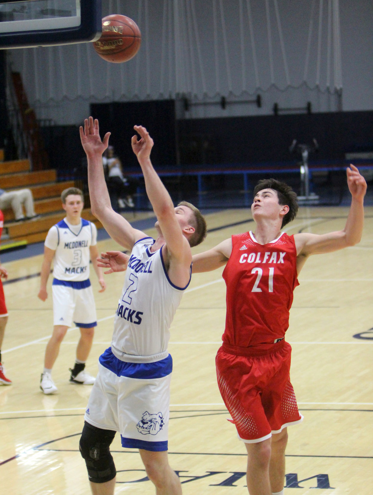 McDonell boys basketball vs Colfax at UW-Stout 12-1-18